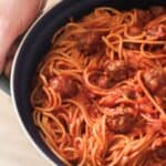 Spaghetti met gehaktballen van dichtbij